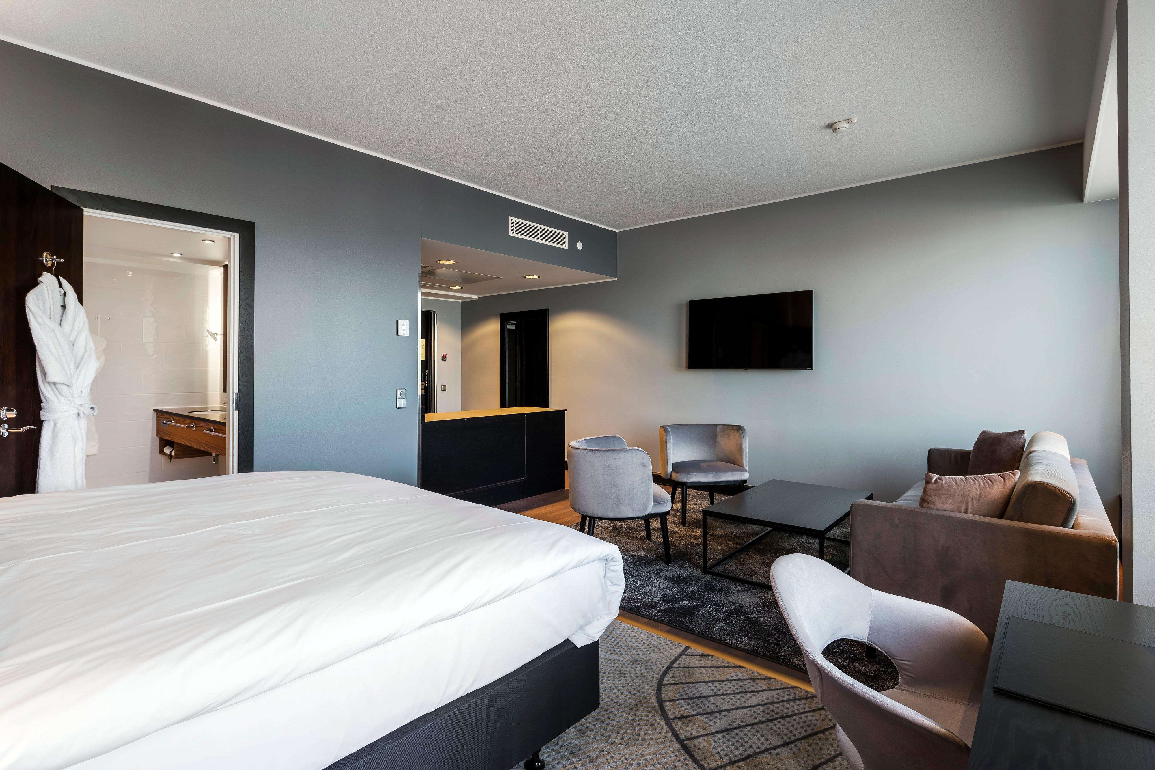Crowne Plaza Helsinki - Hesperia By Ihg Hotel Екстериор снимка