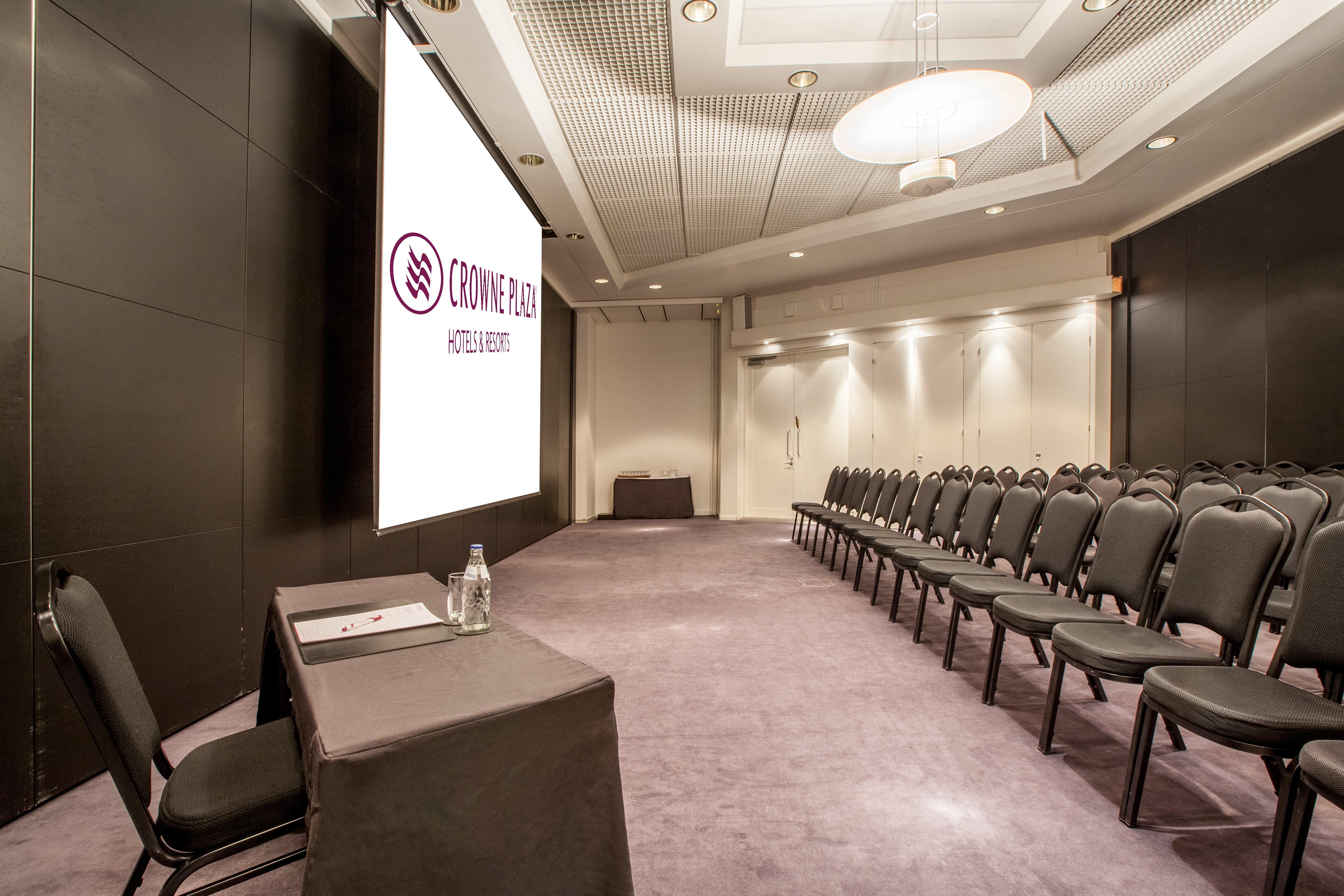 Crowne Plaza Helsinki - Hesperia By Ihg Hotel Екстериор снимка